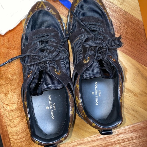 SOLD Louis Vuitton Women’s Tennis Shoes: BRAND NEW - Picture 6 of 7